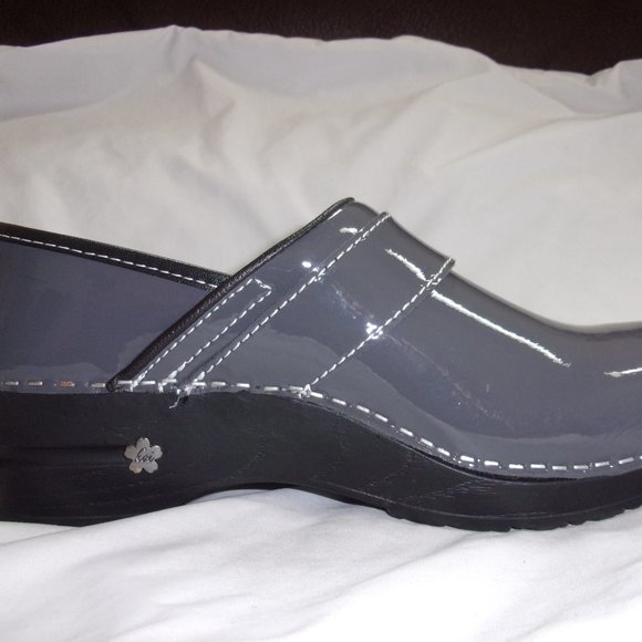 Koi Sanita Lindsey Women's Steel Clogs Size: EU 37 - Picture 7 of 10